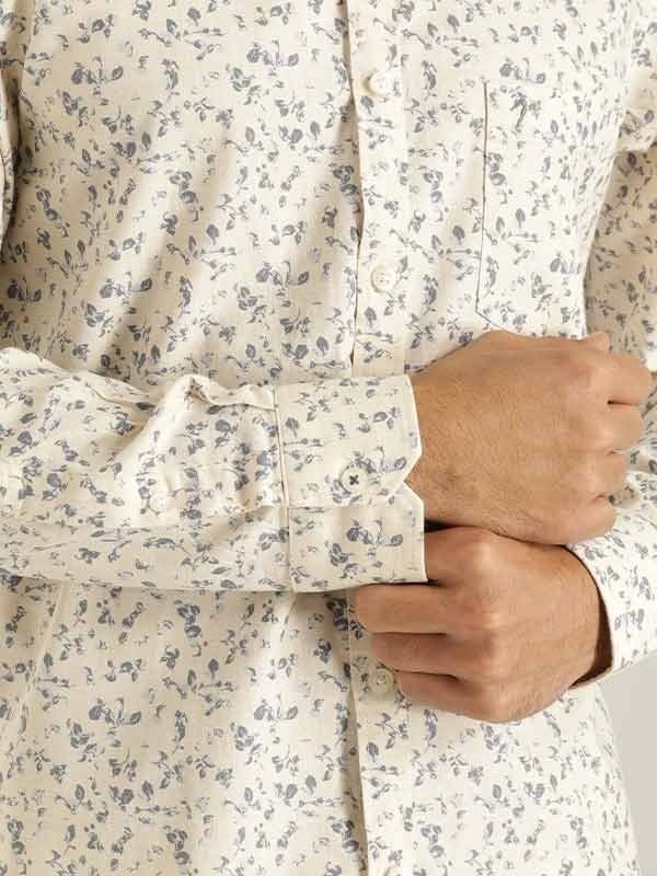 Indian Terrain Men All Over Print Off White Shirt